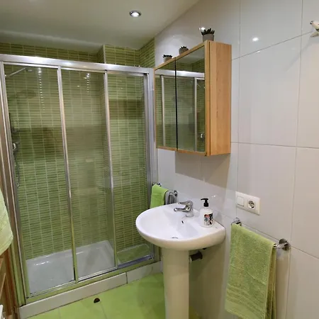 Monkeys House. 아파트